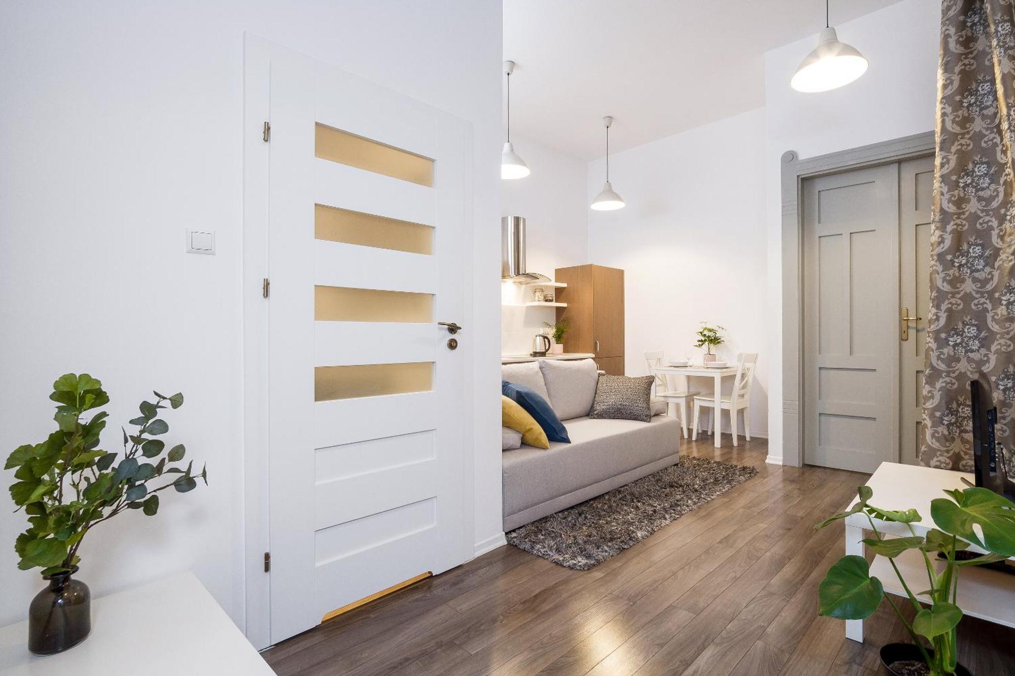 Main Station - 8 Rakowicka Street Apartment